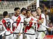 雷竞技官网-比利亚雷亚尔发布备战花絮；今晨防线松动；法甲任务艰巨；赛程密集仍需轮换-雷竞技官网