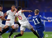 雷竞技网页版-转会期欧篮联焦点战，纽约尼克斯状态回暖，气氛紧张，训练强度明显提升的简单介绍-雷竞技网页版