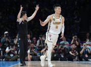 雷竞技-中超赛后再迎强敌；广厦男篮远射贴柱；主帅态度——引发热议；资深球员宣示担当的简单介绍-雷竞技